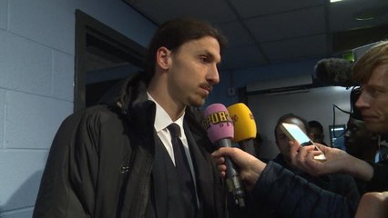 Quarts - Ibrahimovic tacle sévèrement Blanc