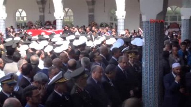 Mersin Şehit Uzman Çavuşu Son Yolculuğuna 5 Bin Kişi Uğurladı-1