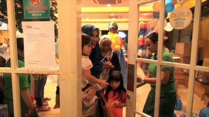 Zaskia Adya Mecca Nikmati Mengurus 3 Anak