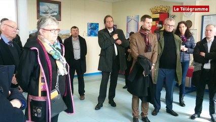 Biodiversité. Barbara Pompili explore Ouessant