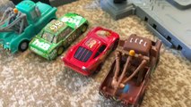 Disney Cars Toys Playset and Radiator Springs Lightning McQueen Toys Playtime
