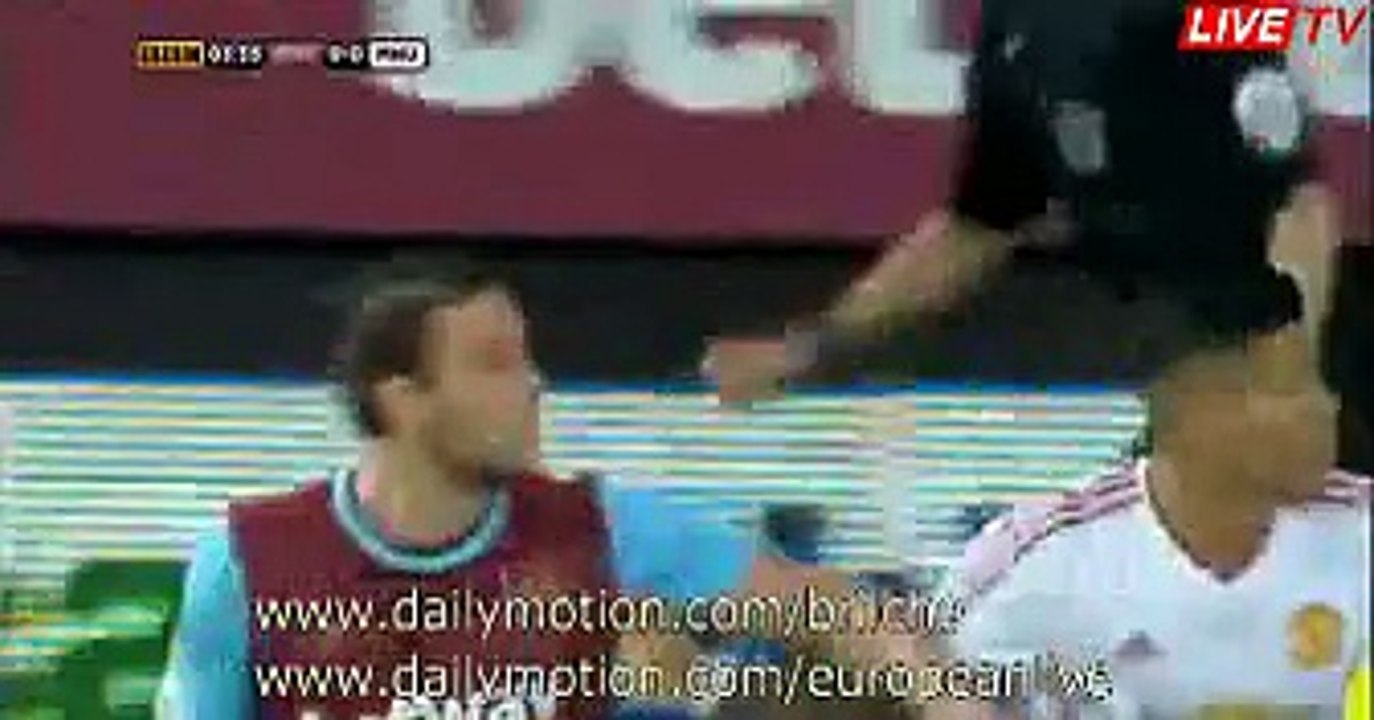 Andy Carroll Fantastic Chance - West Ham vs Manchester United - 13.04.2016