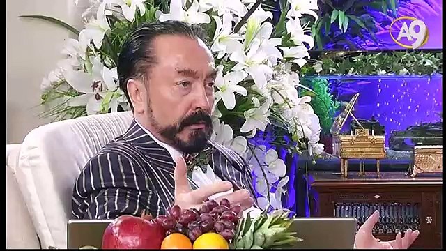 İngiliz derin devleti evrimi savunan Mevlana’yı destekleyerek Müslümanları pasifize etmeye çalışıyor