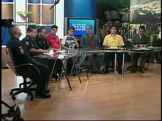 Debate entre policías y estudiantes p. 1
