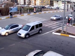 Adıyaman'daki kazalar, MOBESE'ye böyle yansıdı