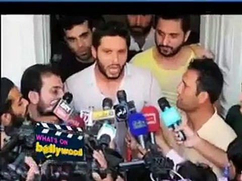 Shahid Afridi is still Threat to Indian Media. See how Rishi Kapoor Using Shahid Afridi Name