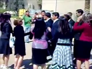 ردح عراقي رائع في فرحة تخرج من الجامعة