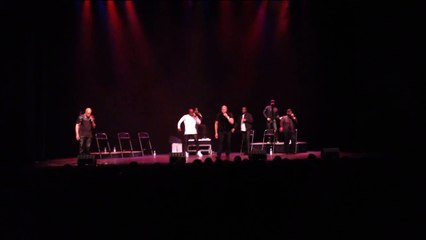 Acapella group Naturally 7 - 'Englishman in New York'