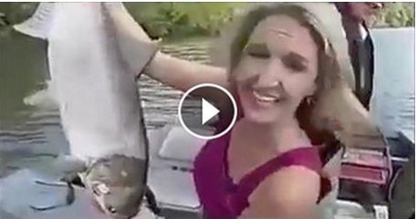 See How The Hunter Hunt Himself While Hunting.