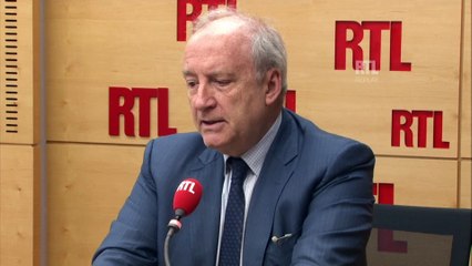 "Les Français sont le peuple le plus pessimiste au monde sur l'avenir de leur propre pays, ce n'est pas logique, il faut en sortir", affirme Hubert Védrine