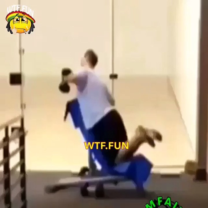 I'm at the gym ✋