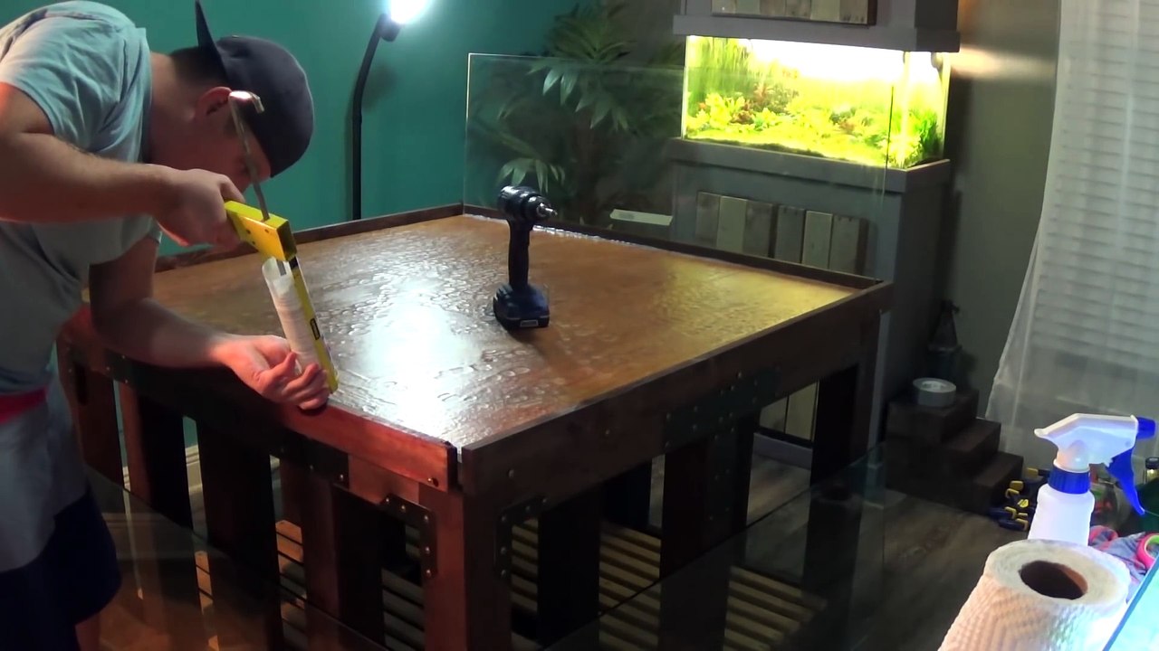 Comment faire un aquarium de 800 litres soi même ?