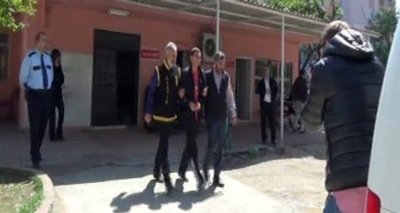 Kendini Vuranı Bulamadı, Arkadaşlarını Öldürttü