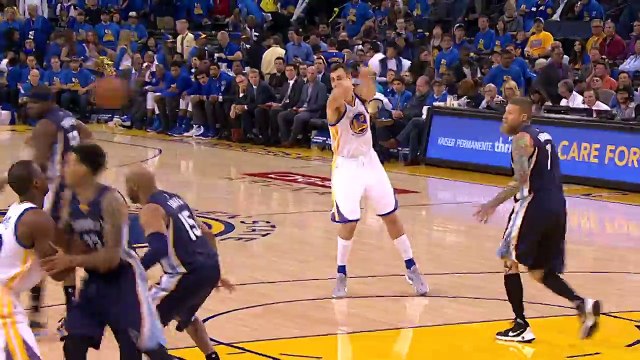 Stephen Curry Drains His 400th Three-Pointer of the Season