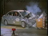 crash test toyota avensis (2003)