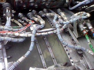 power  feeder connector
