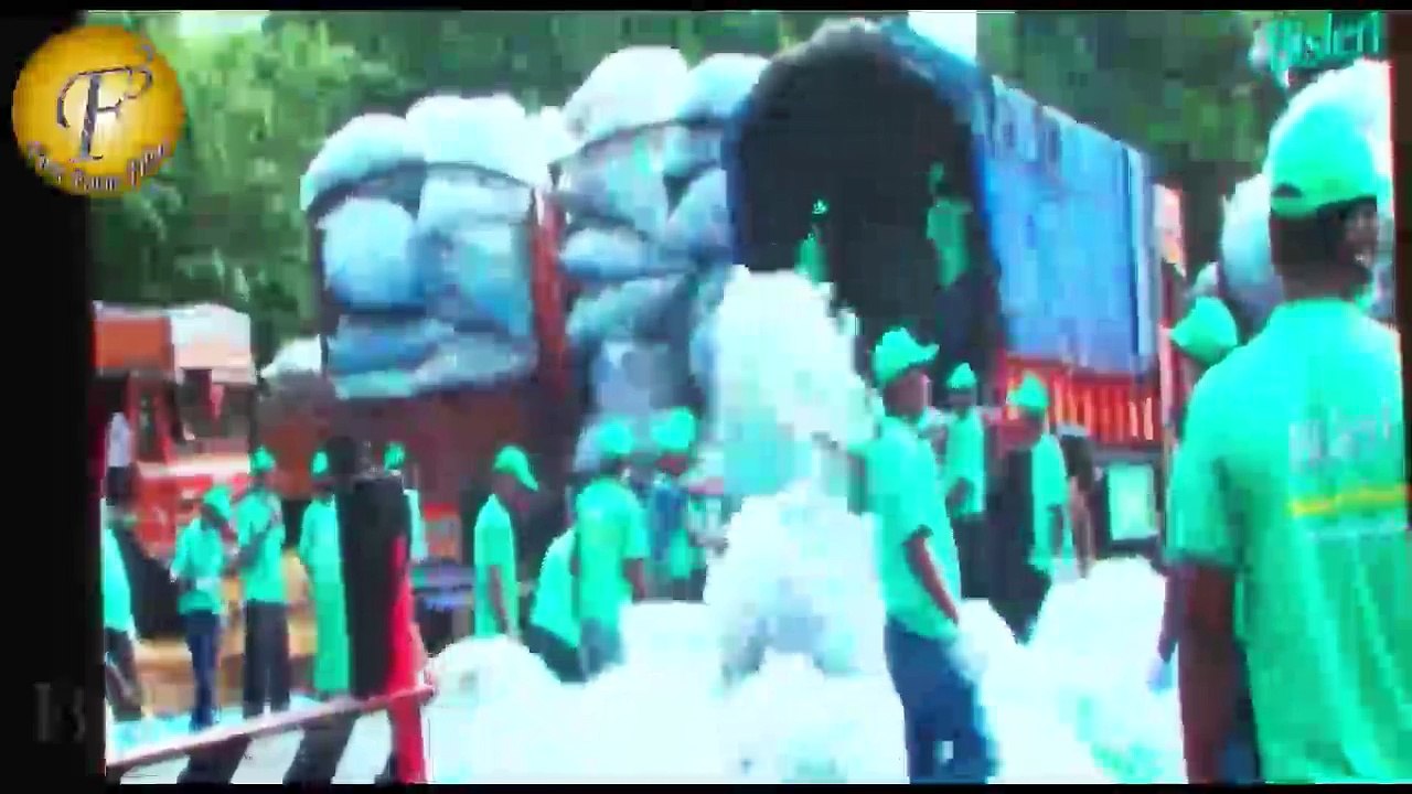 SWACHH BHRAT PLASTIC BOTTLE RECYCLING INITIATIVE SCHOOL FELICITATION CEREMONY WITH CELEBS