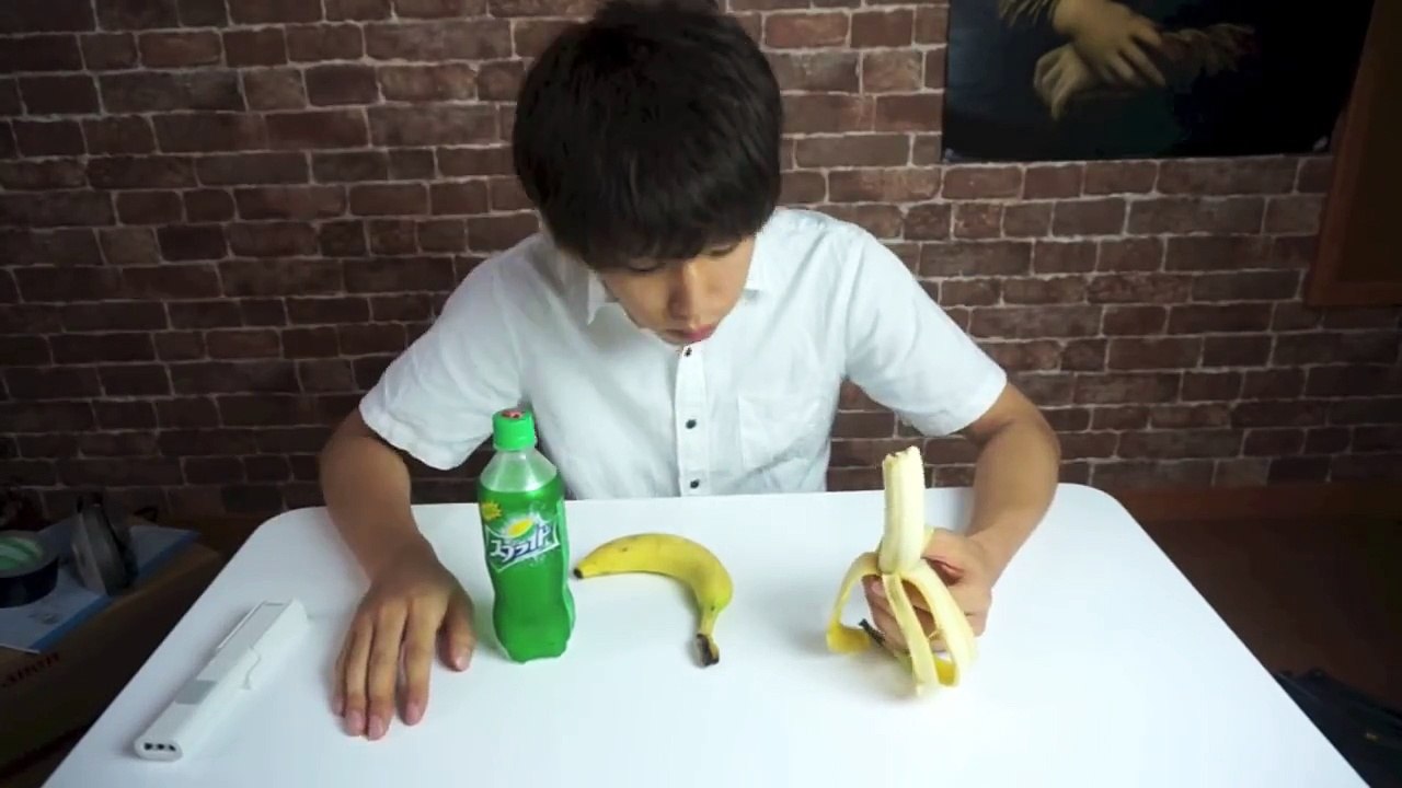 バナナ×スプライトで必ず吐くって本当？ Banana and Sprite Challe