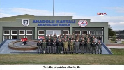 Orgeneral Hulusi Akar, F-16 Pilotları ile Görüştü