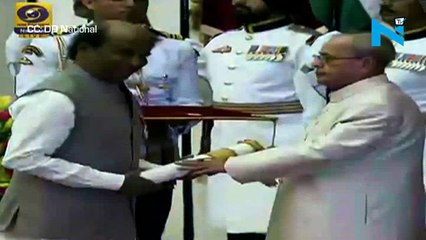 Rajnikanth receives a life-size chocolate statue; sweetest tribute ever