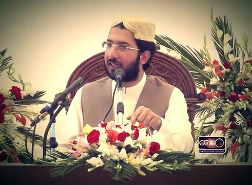 Sahibzada Sultan Ahmad Ali Sb explaining about the importance of search for Spiritual Mentor