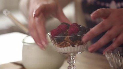 Berry Granola Parfait Recipe