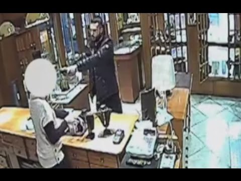 Vignola (MO) - Colpo in gioielleria, presi tre rapinatori di Mugnano di Napoli (14.04.16)