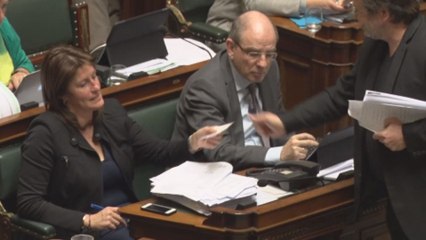 Jacqueline Galant malmenée à la Chambre