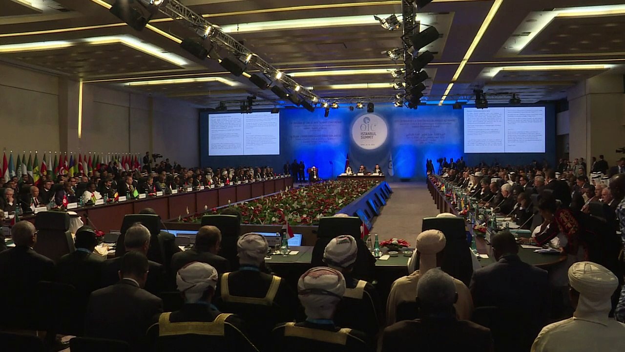 Erdogan pide que musulmanes se unan contra el terrorismo