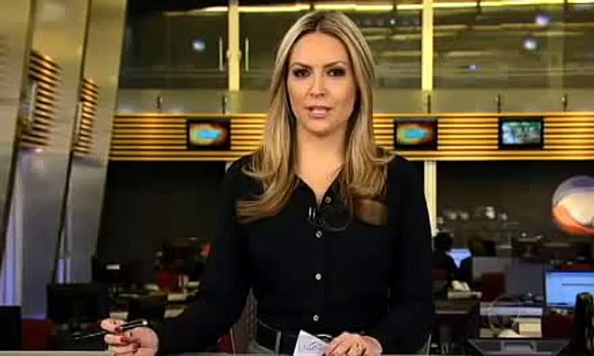 Cachorro labrador faz de tudo para conseguir amizade de uma criança com síndrome de Down