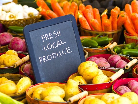5 Legendary Farmers Markets Across America