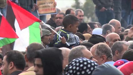 معاناة الفلسطينيين بلبنان جراء تقليص الأونروا مساعداتها