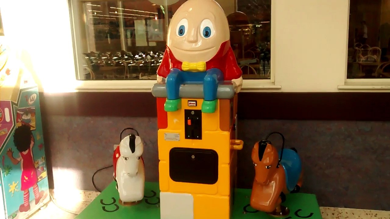 humpty dumpty see saw brown horse