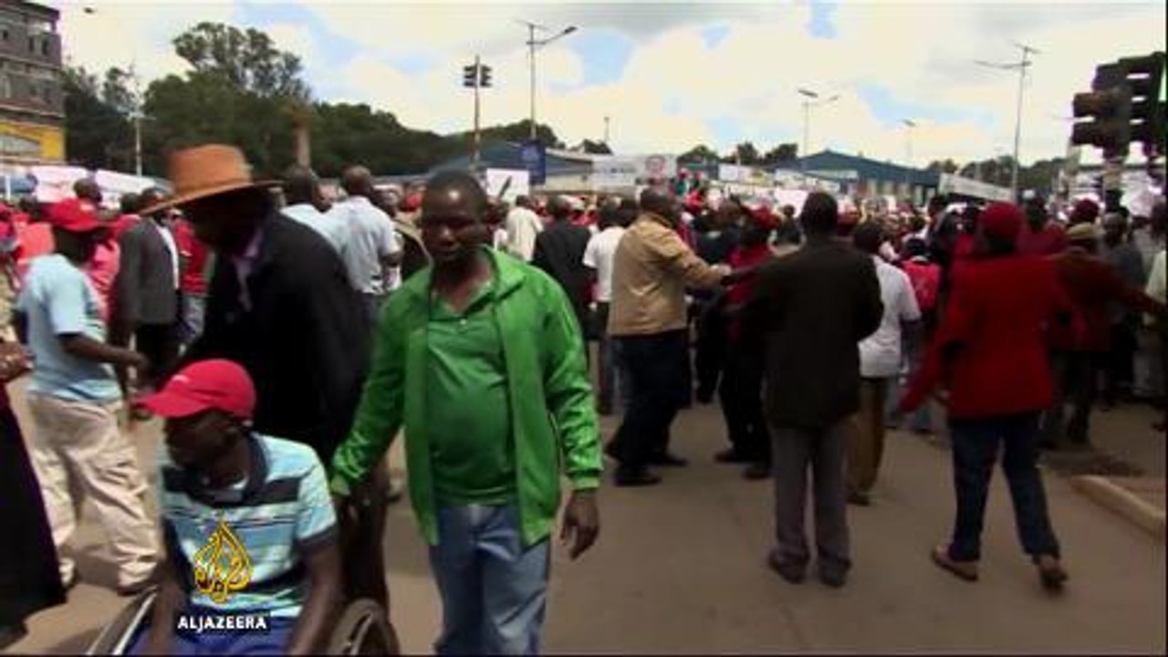 Zimbabwe protesters call for president Mugabe t...