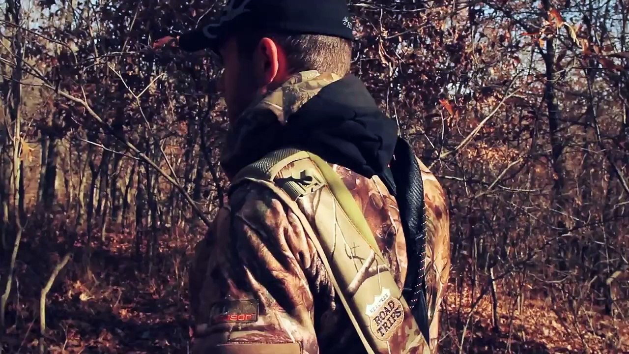 Bowhunting in Iowa Muddy Junkyard Heartland Bowhunter EP 509