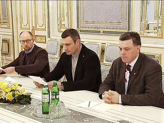 Ukrayna'da iktidar ve muhalefet uzlaştı; Sokaklar boşalacak