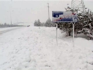 Bingöl'de 272 köy yolu ulaşıma kapandı