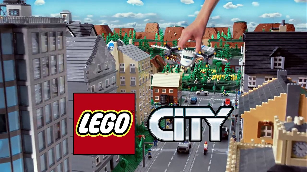 Toys''R''Us présente la nouvelle collection de supers véhicules LEGO City