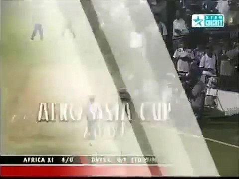 How Muhammad Asif Crushed Ab Devilliers and Took his Wicket Ms Dhoni and Gunglay also celebrated with him