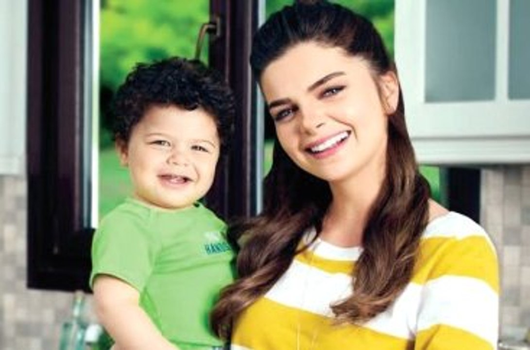 Pelin Karahan Oğluyla Oynadığı Reklamdan Servet Kazandı