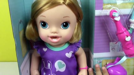 Baby Alive Oyuncak Bebek Dişlerini Fırçalıyor