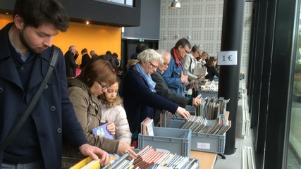 Braderie des ouvrages de la médiathèque