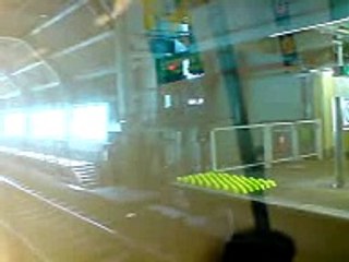 (Nov2009) [old stuff] Walkthrough of MTR East Rail Line towards Hong Hum (Part 5/12)