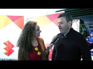 Miki Nadal, el narrador de 'Aquí mando yo',  confiesa que habla cuando ve la tele