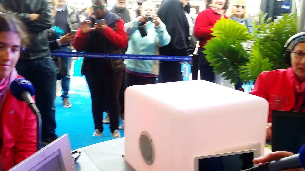 Les Mademoiz'Ailes au micro de France Bleu Nord