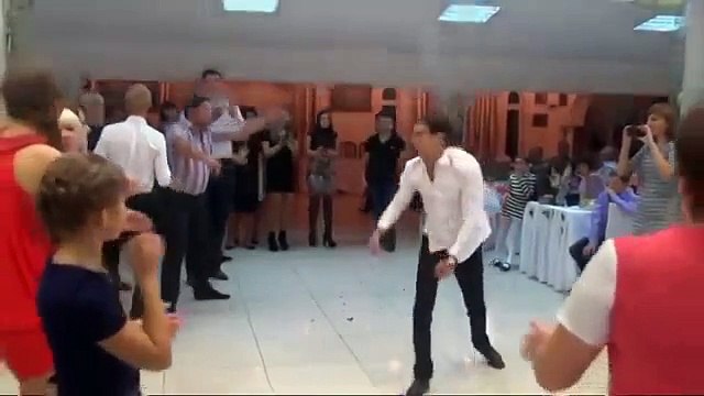 ВСЕ В ШОКЕ ОТ ДРУЗЕЙ ЖЕНИХА ) УБИЛИ ОНИ ВСЕХ))