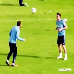 Koke ve Saul keyif yapıyor