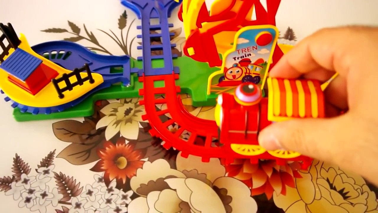 Oyuncak Tren Oyun Seti izle  New Action FAKE Thomas & Friends Train Railways Playset Toys