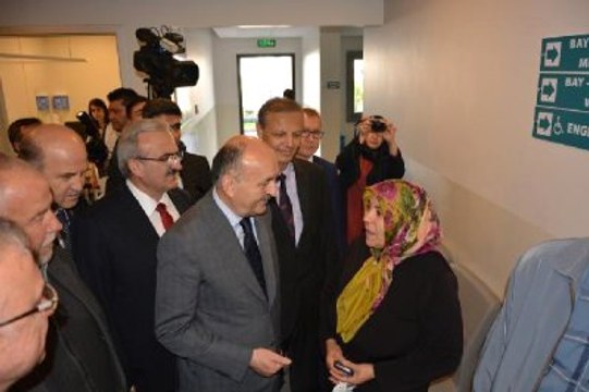 Bakan Müezzinoğlu: Haftanın 7 Günü 12 Saat Çalışacak Aile Sağlığı Merkezleri Kurulacak