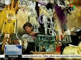 Bolivia: artesanos preparan los vestuarios para el Carnaval de Oruro